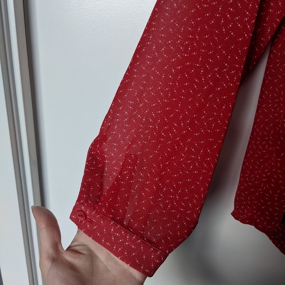 Red bow collar blouse - Picture 6 of 6